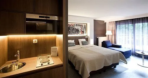 Du Bonheur Hotell 4*