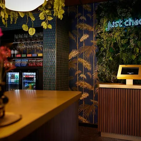 Du Bonheur Hotel Tilburgo